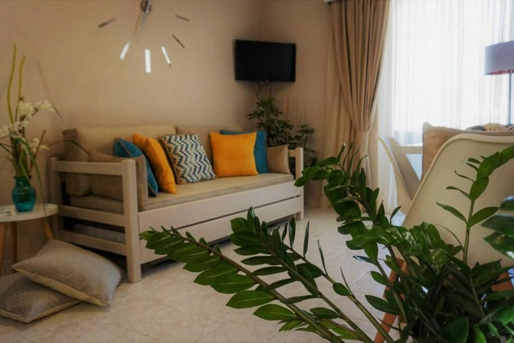 Remvi Deluxe Apartment 202 With Sea View Kárpathosz Kültér fotó